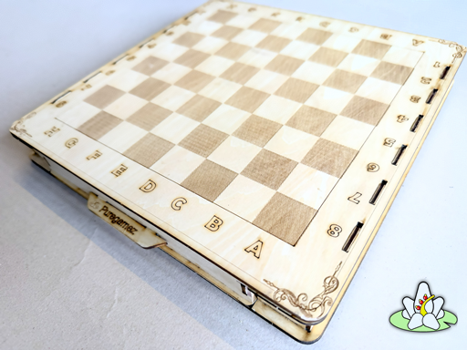 Scacchiera standard in legno di tiglio